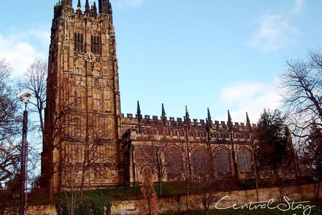 Wrexham Central Stay Apartment Seven Dış mekan fotoğraf